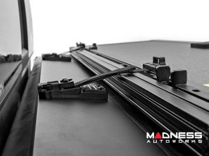 GMC Canyon Bed Cover - Tri-Fold - Flip Up - Hard Cover - 6' Bed GMC Canyon Bed Cover - Tri-Fold - Flip Up - Hard Cover - 6' Bed